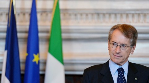 Giulio Terzi: le pressioni del governo Monti per rispedire i marò in India