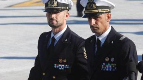 Buone notizie per i Marò. Anche Salvatore Girone torna in Italia. Il Tribunale dell’Aja ha accolto la richiesta dell’Italia