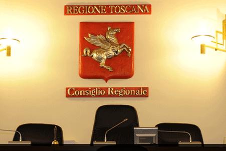 L'ex ministro Terzi in Consiglio regionale per incontrare gli imprenditori fiorentini. Discussione sulle nuove frontiere commerciali nei paesi emergenti Leggi questo articolo su: https://2017.gonews.it/2014/03/27/lex-ministro-terzi-in-consiglio-regionale-per-incontrare-gli-imprenditori-fiorentini-discussione-sulle-nuove-frontiere-commerciali-nei-paesi-emergenti